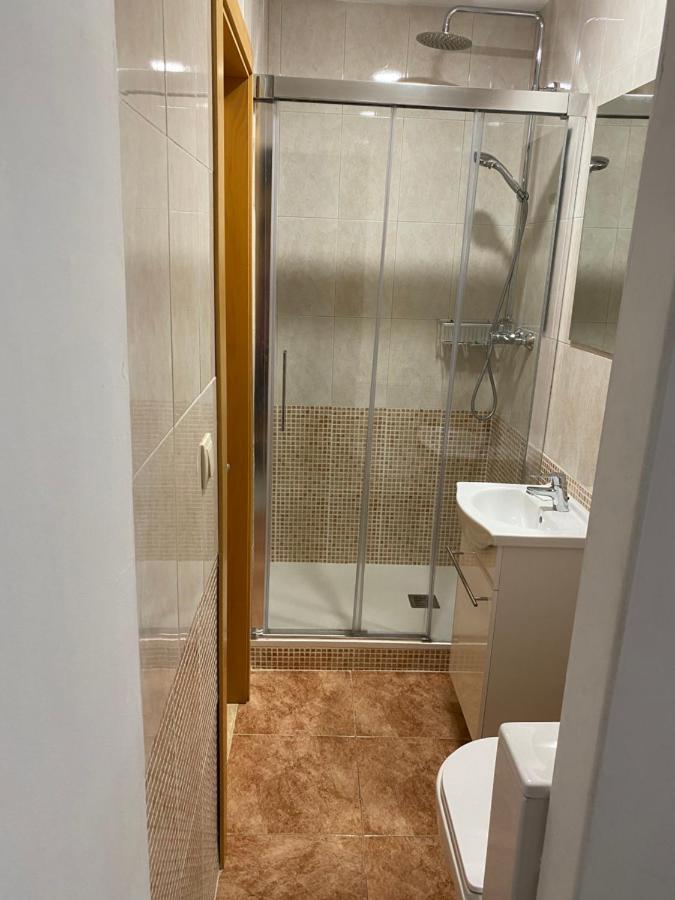 Single Room In My Apartment At The Beach فالنسيا المظهر الخارجي الصورة